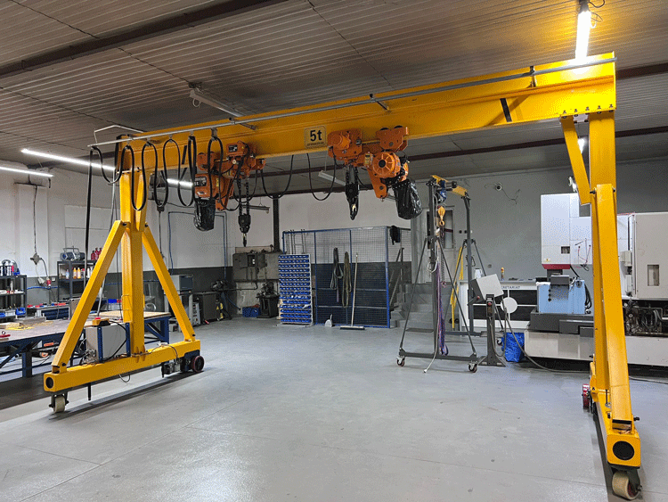 Three Major Advantages of Simple Gantry Cranes